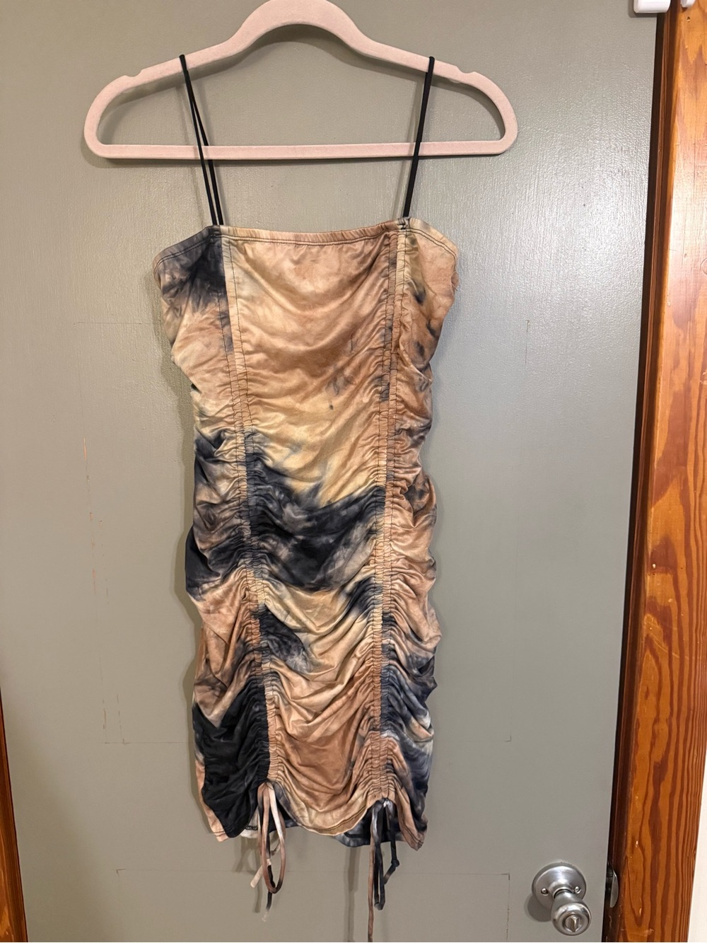Fashion Nova Beige and Black Ruched Tie-Dye dress